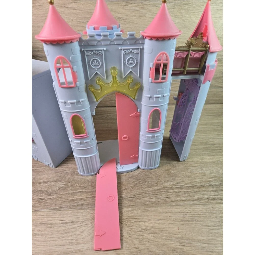 Barbie Mini Kingdom Magical Expandable Castle *Rare* AS IS**